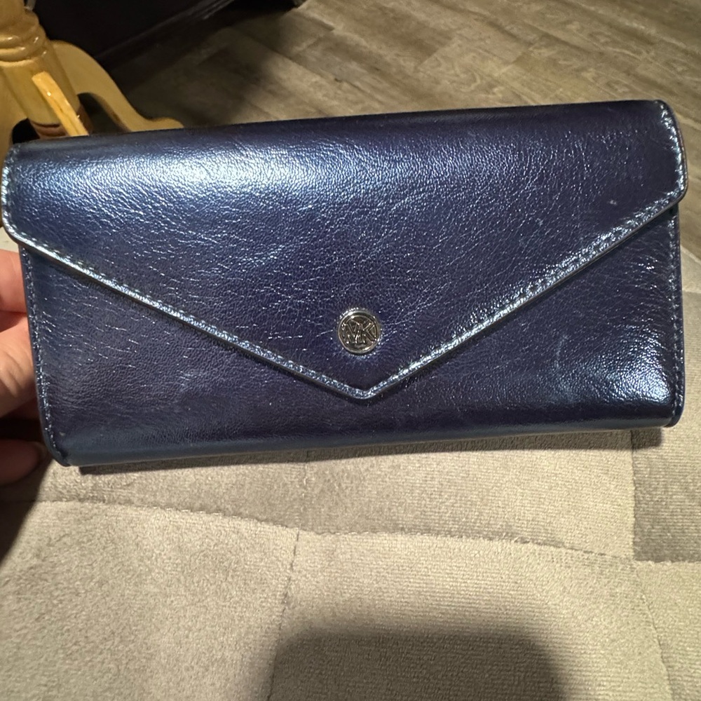 Elegant Navy Blue Women's Clutch